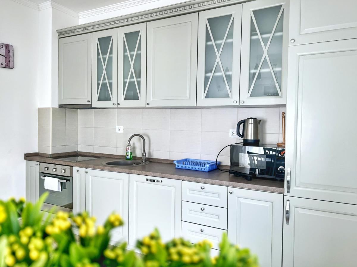 Yourhome Beach First Line Добра-Вода Экстерьер фото