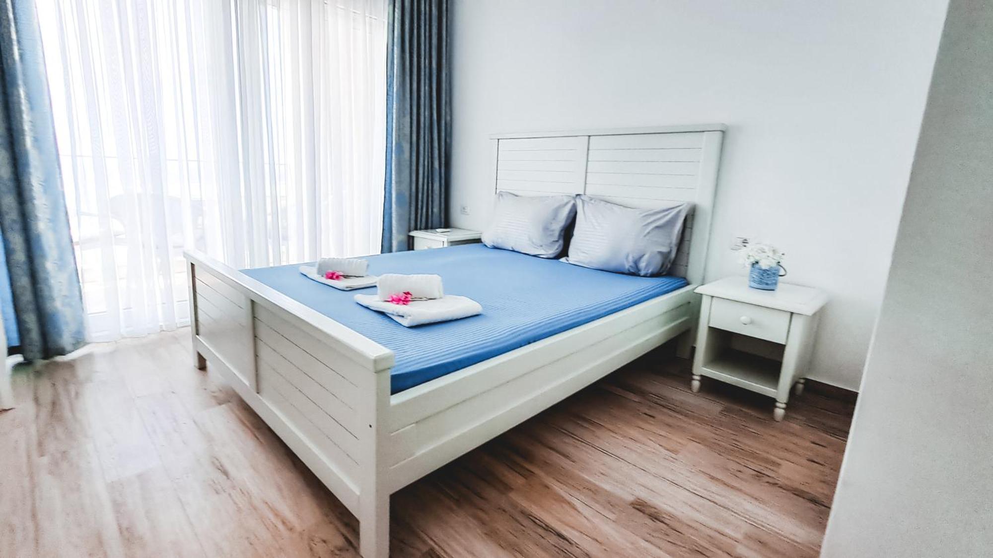 Yourhome Beach First Line Добра-Вода Экстерьер фото